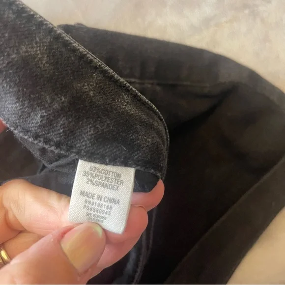 RSQ Dark Wash Jean Shorts - Picture 3 of 7